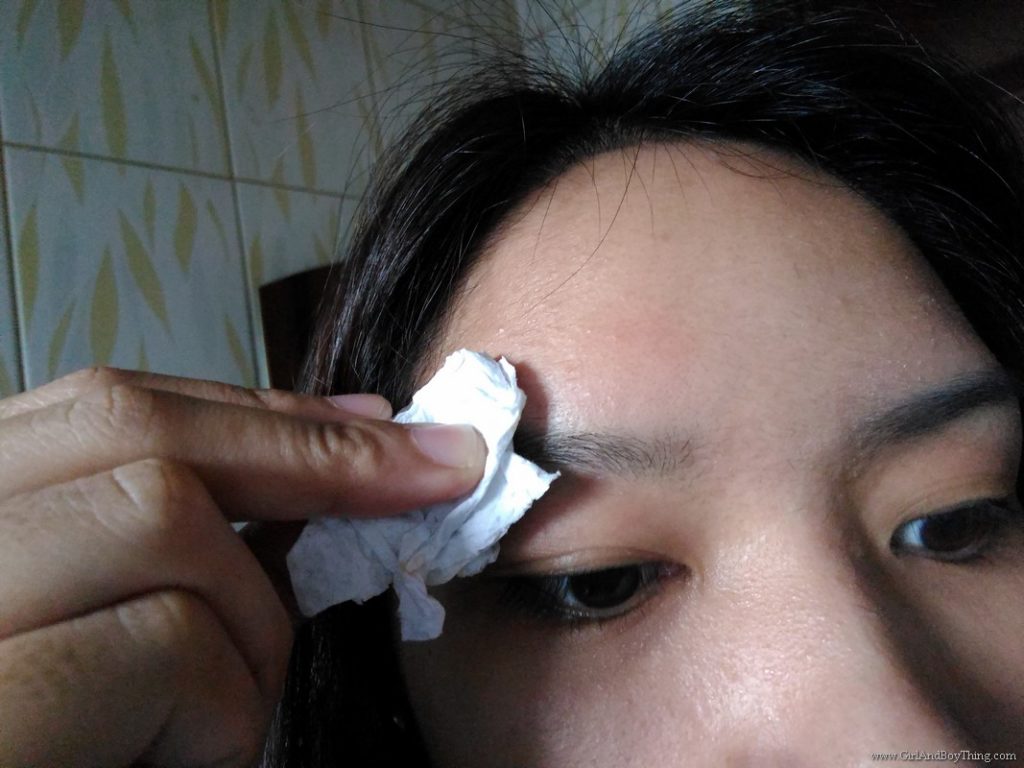How To Shave Eyebrows For Beginners cleaning