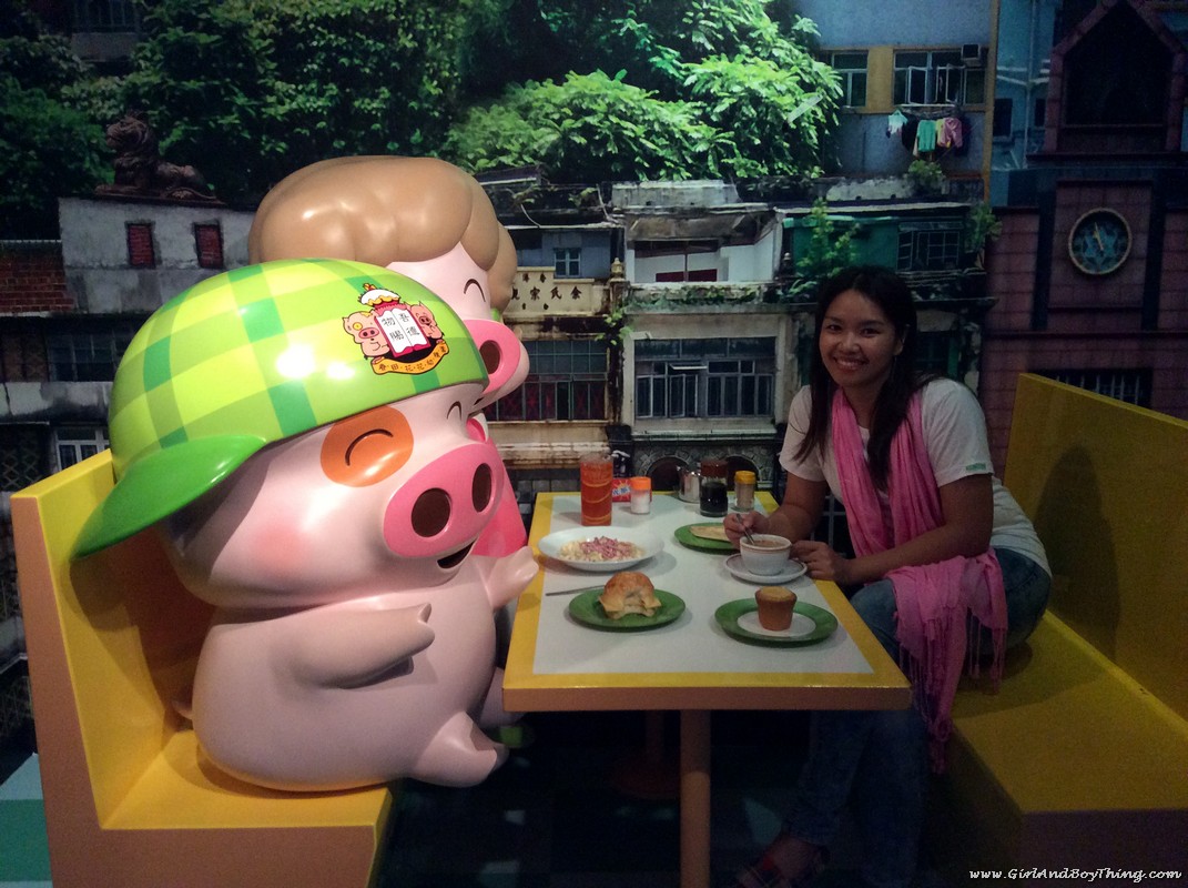 Madame Tussauds Hong Kong Tow Fomes Pig