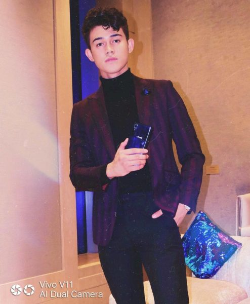 Philippines' Young stars shine at the Vivo V11 Launch