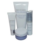 Win An Artistry Ideal Radiance Mini Set From Amway's #WeAreArtistry Promo