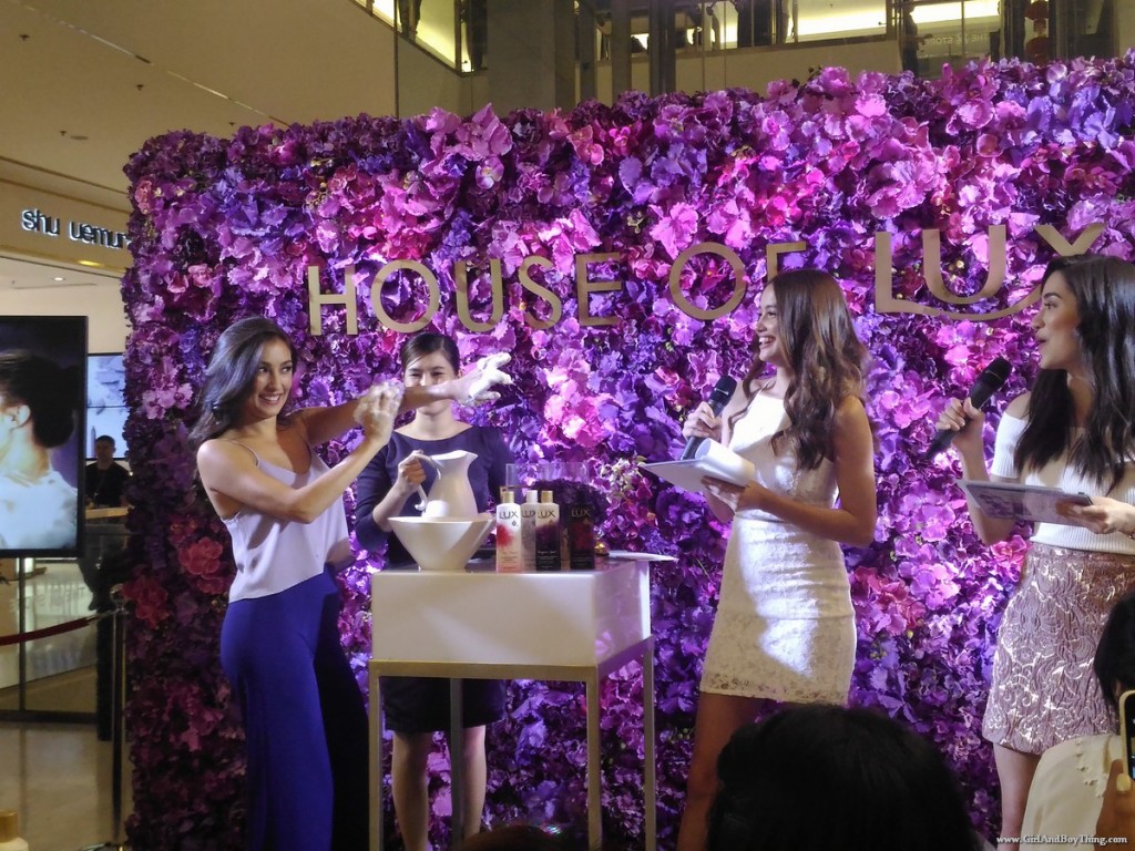 LUX Fragranced Body Wash Solenn Heusaff