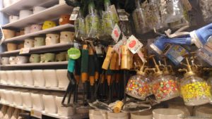 DAISO JAPAN UP Town Center