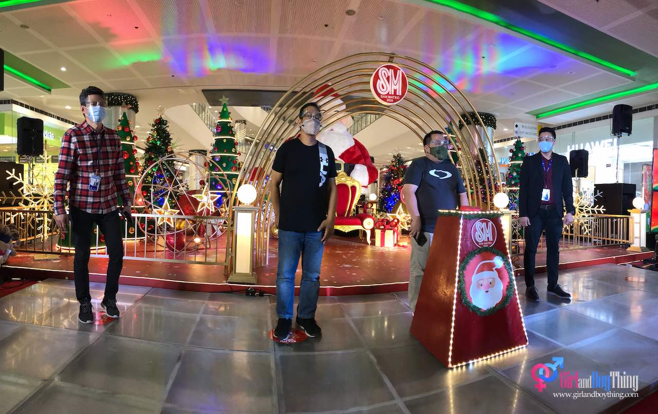 Christmas Feels At SM City San Mateo's Santa's Sparkly Wonderland