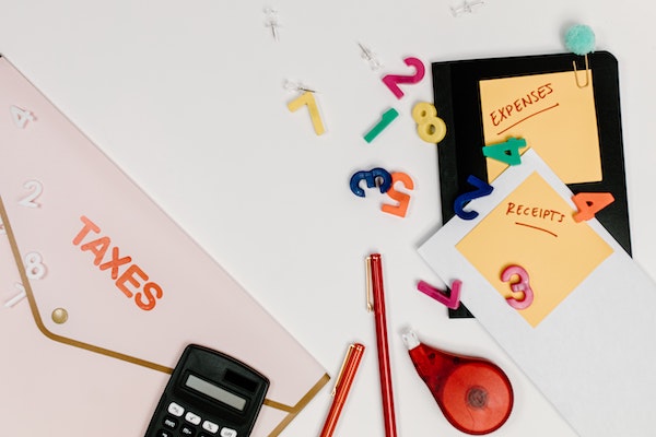 5 Ways On How To Save Money In Times of Financial Crisis