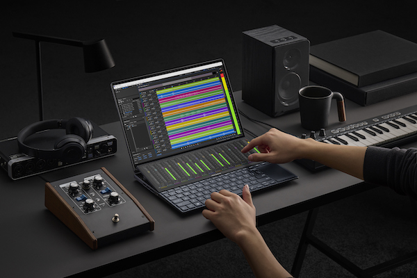 Zenbook Pro 14 Duo OLED