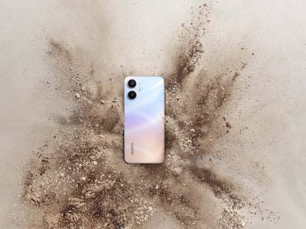 5 realme Tech Items To Bring Fun To Your Holiday Vacation Experience!