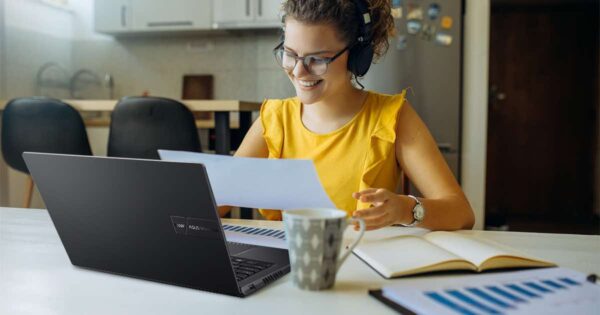 Buying a 16-inch laptop? Here's a quick guide how to choose